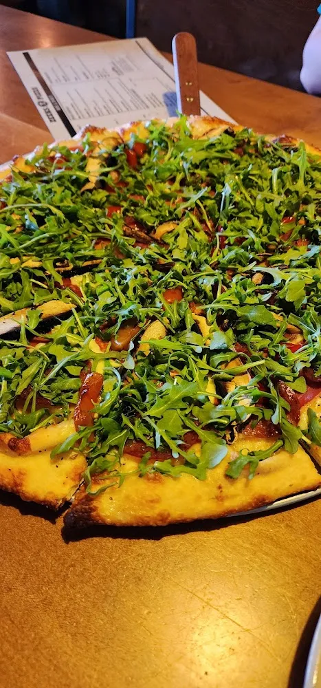 Forager Pizza w Salami